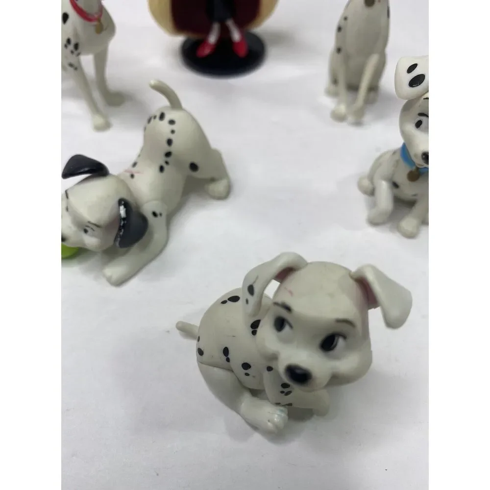 Cruella Dalmatians‎ Small Plastic Figures Pool Play Bathtub Cute Set HG9